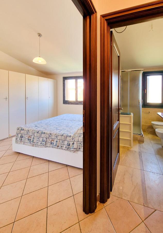 Murphy Holiday Home - Residenza Aldo Moro 02 La Maddalena  Eksteriør billede